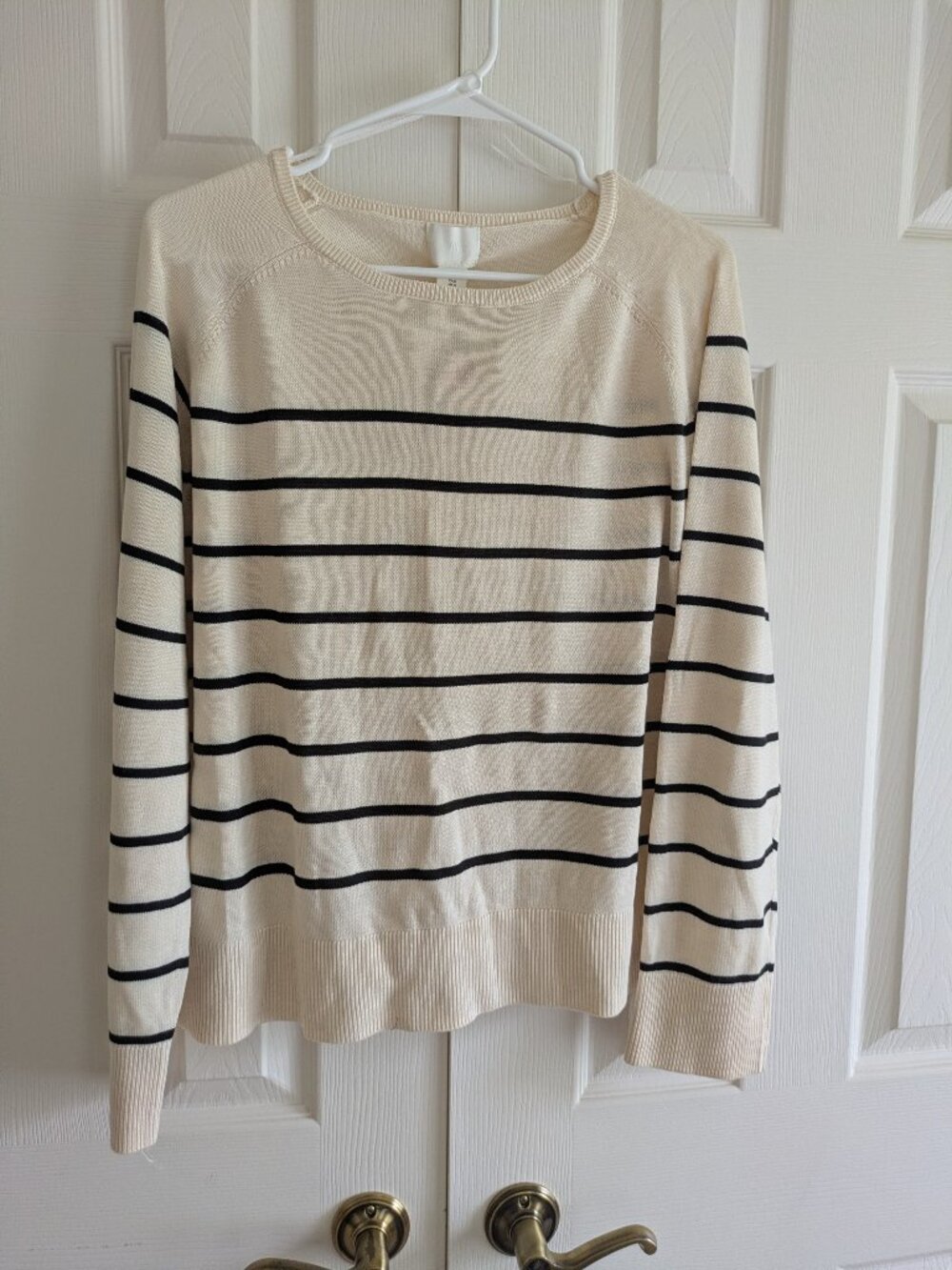 Striped H & M Sweater Size L, New with tags